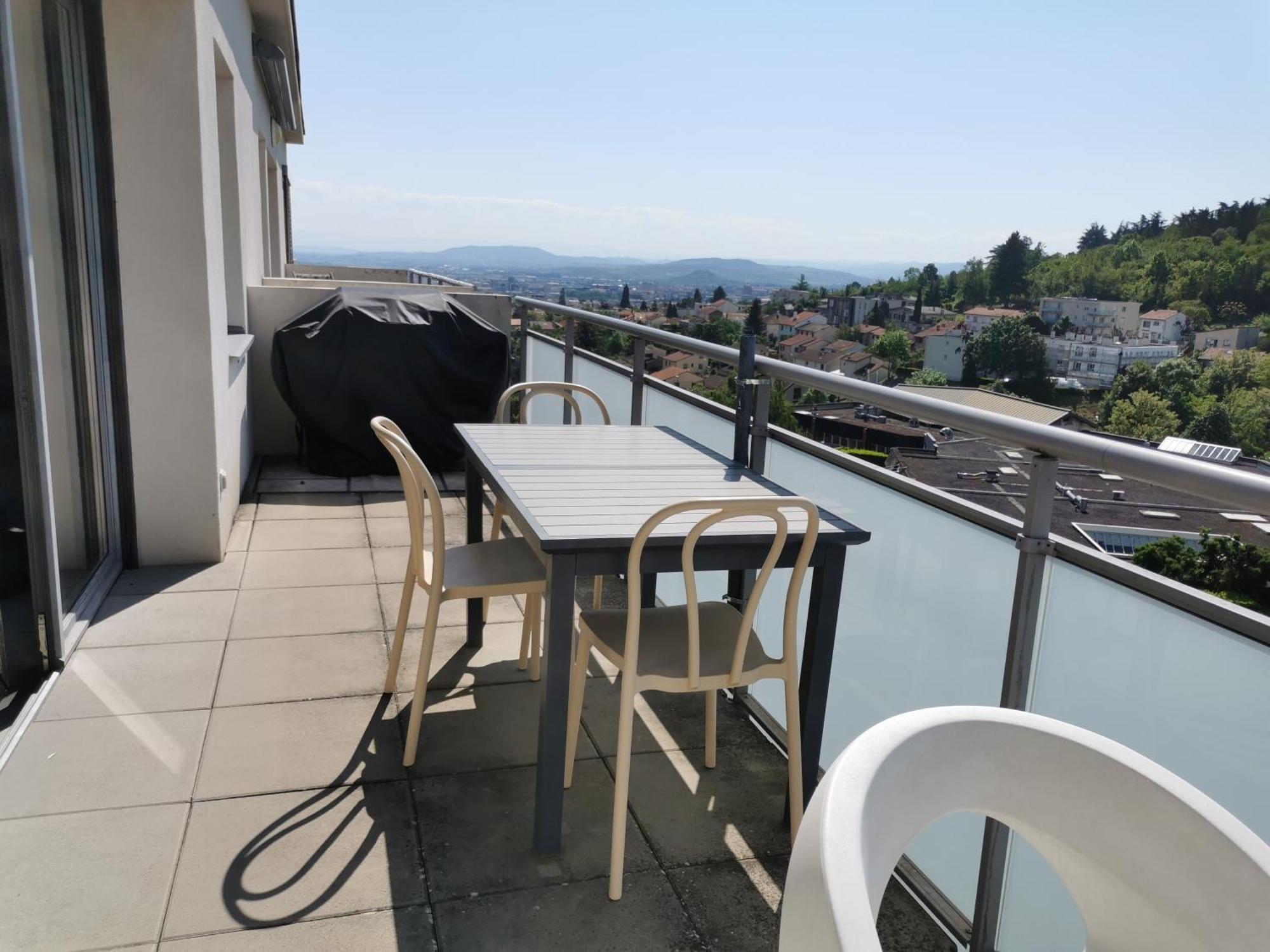 Détente Garantie Clermont-Ferrand Esterno foto